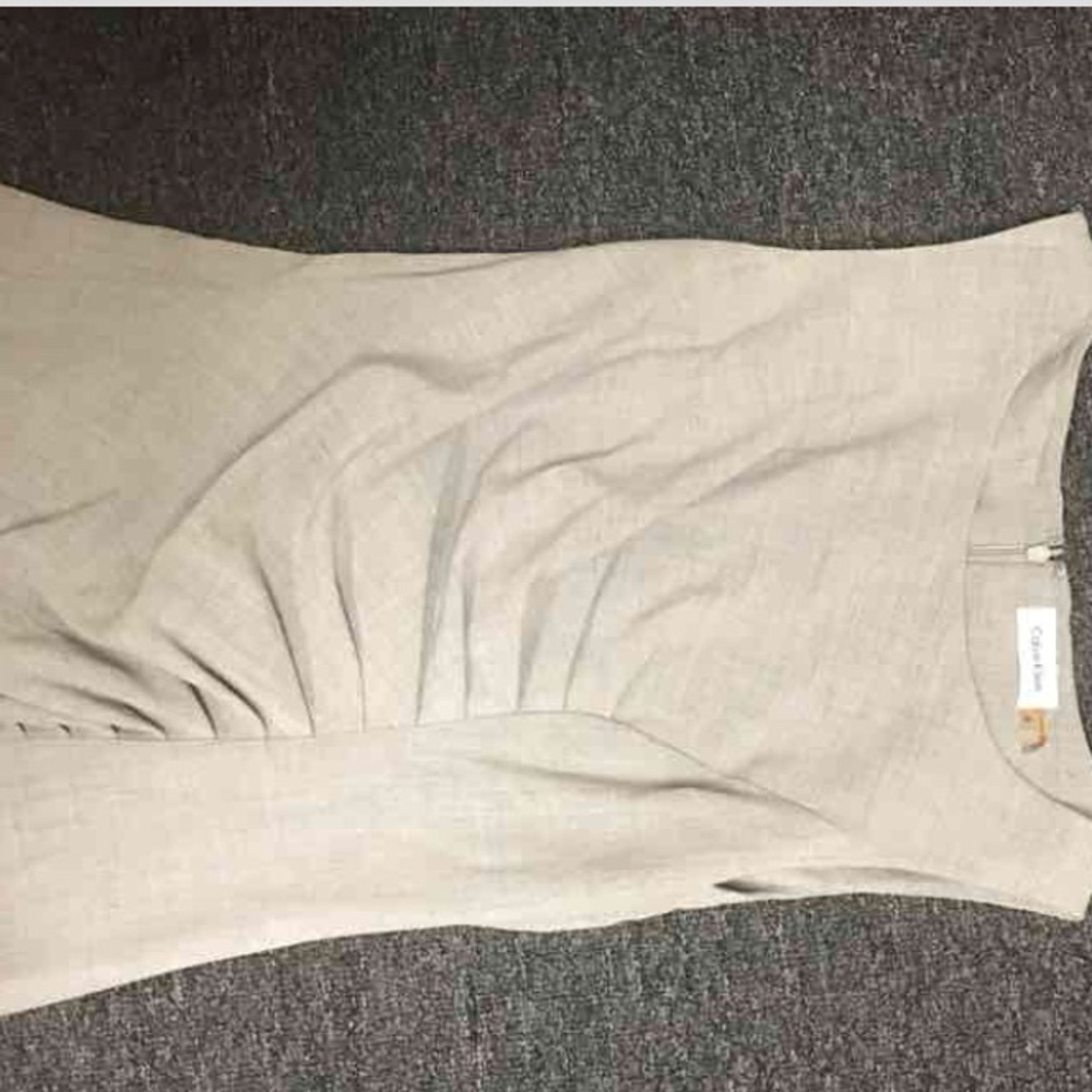 Calvin Klein size 4 knee length dress